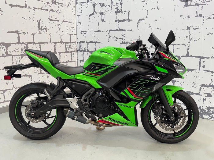 2023 Kawasaki Ninja 650L (LAMS) KRT Edition Ninja Green