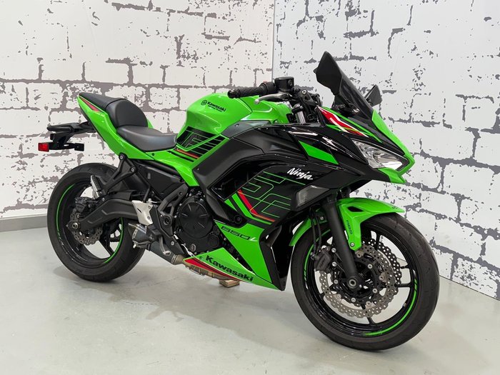 2023 Kawasaki Ninja 650L (LAMS) KRT Edition Ninja Green