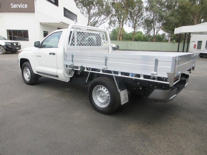 2025 Mitsubishi Triton GLX