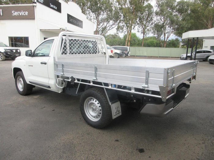 2025 Mitsubishi Triton GLX