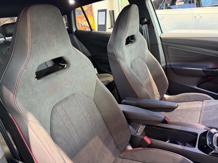 2025 Volkswagen ID.5 GTX