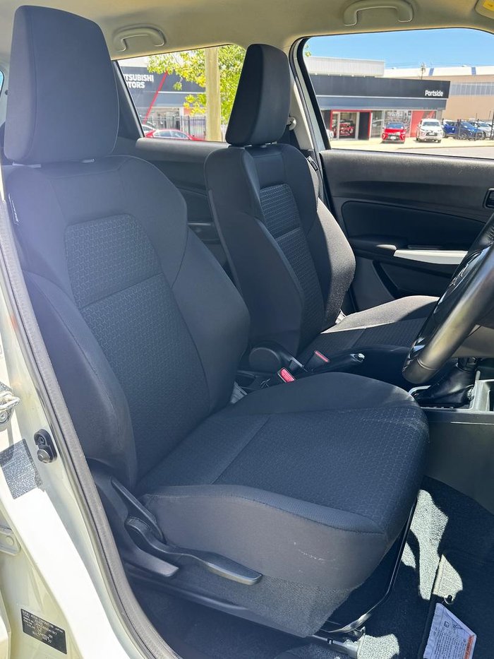 2022 Suzuki Swift GL AZ Series II Pure White