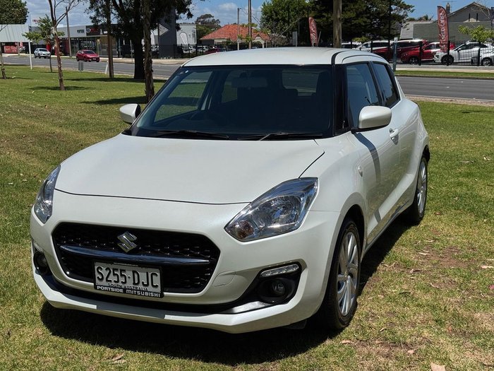 2022 Suzuki Swift GL AZ Series II Pure White