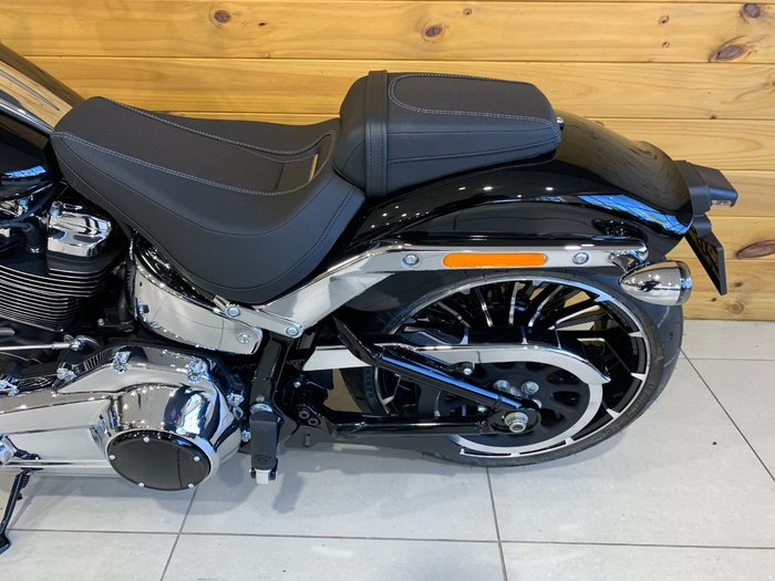 2025 Harley-davidson FXBR BREAKOUT (117) Black