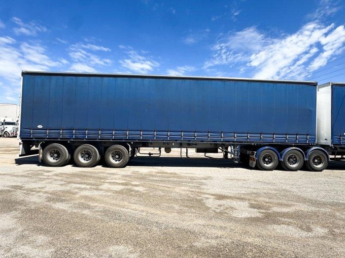 2021 Maxitrans St3 Flat Deck B-Double Curtain Side Combination