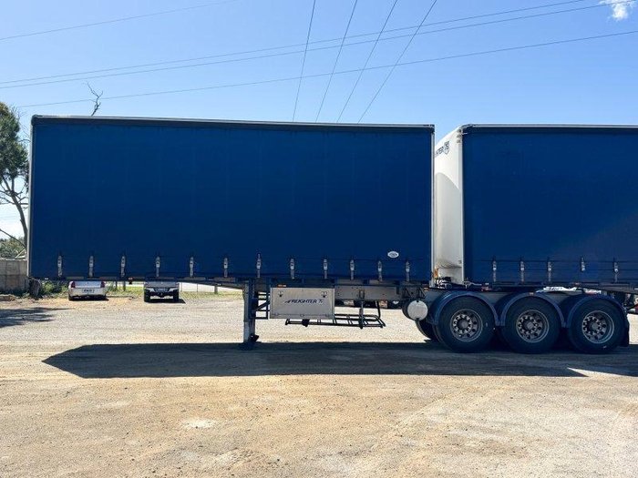 2021 Maxitrans St3 Flat Deck B-Double Curtain Side Combination