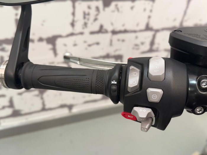 2022 Triumph Rocket 3 R Rocket Black