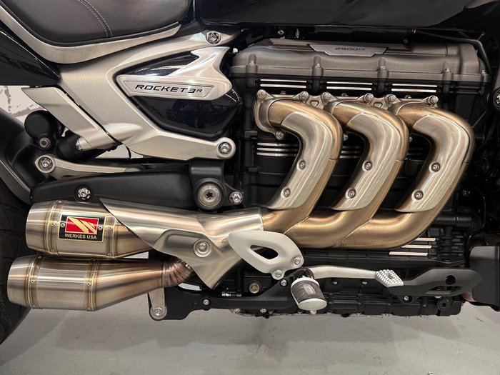 2022 Triumph Rocket 3 R Rocket Black