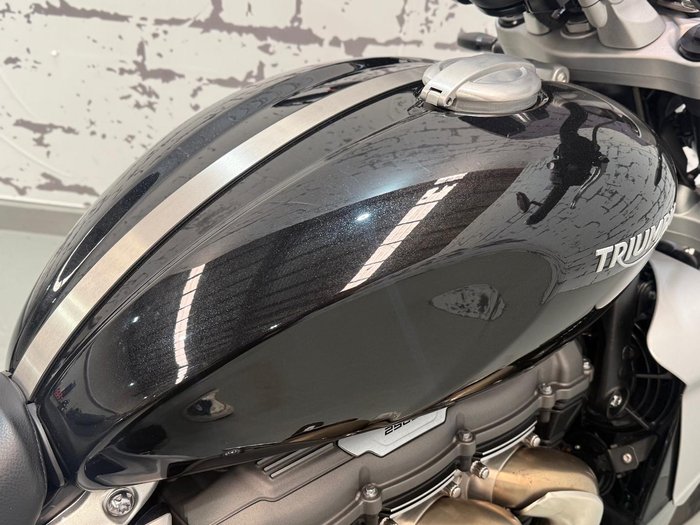 2022 Triumph Rocket 3 R Rocket Black