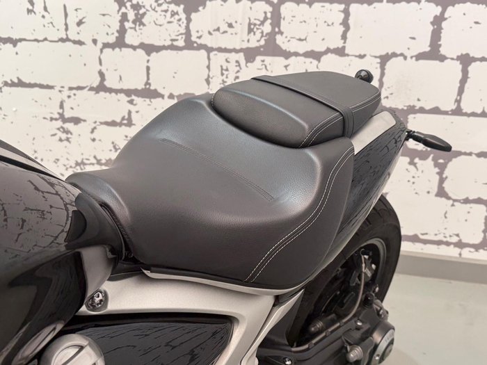 2022 Triumph Rocket 3 R Rocket Black