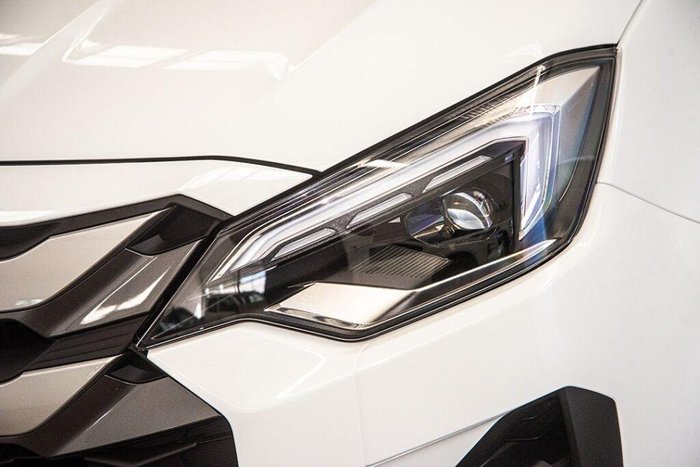 2025 Isuzu D-MAX LS-U