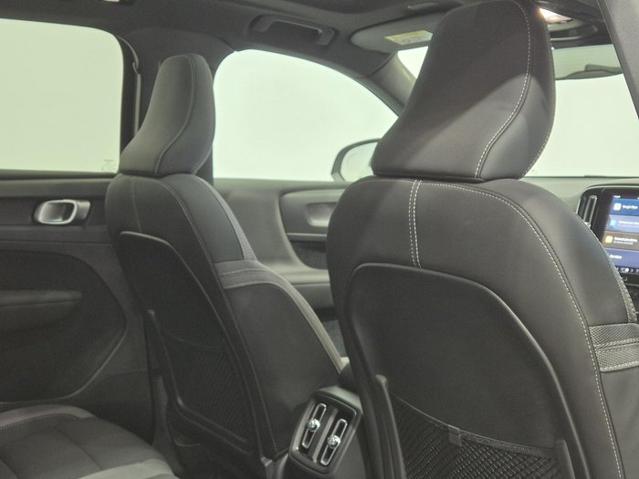 2024 Volvo XC40 Recharge Twin Pure Electric