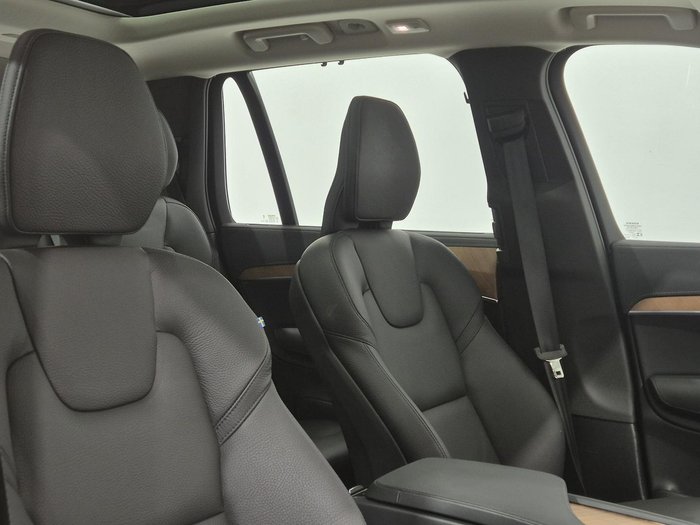 2024 Volvo XC90 Ultimate B5 Bright