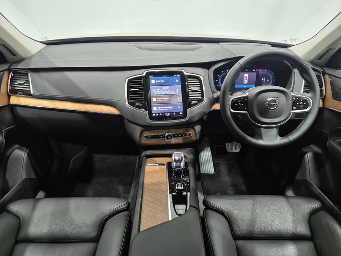 2024 Volvo XC90 Ultimate B5 Bright