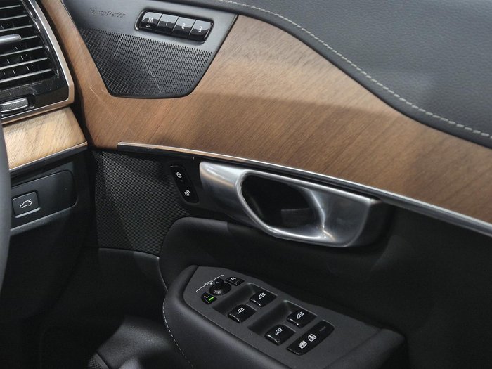 2024 Volvo XC90 Ultimate B5 Bright