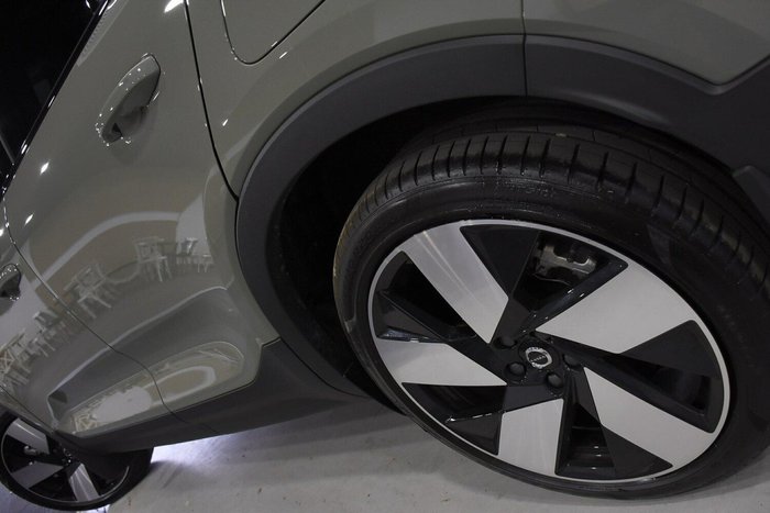 2024 Volvo C40 Recharge Twin