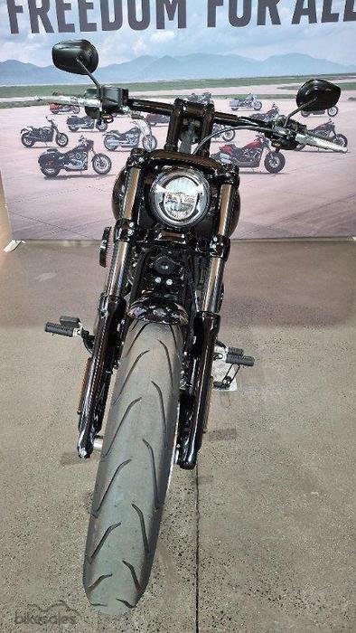 2025 Harley-davidson FXBR BREAKOUT (117) Vivid Black