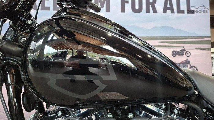 2025 Harley-davidson FXBR BREAKOUT (117) Vivid Black