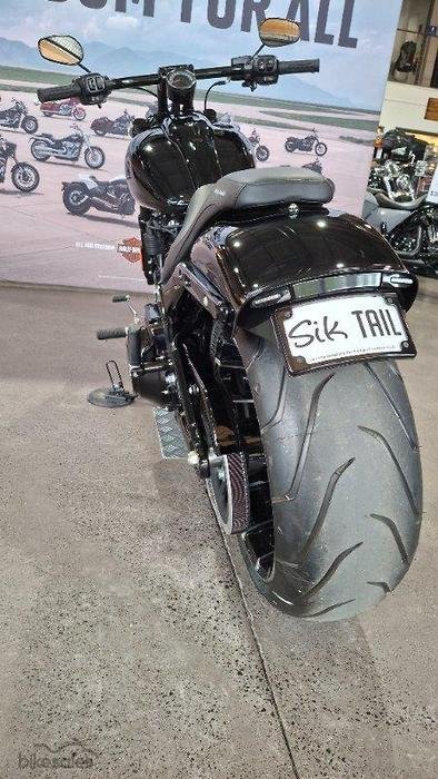 2025 Harley-davidson FXBR BREAKOUT (117) Vivid Black