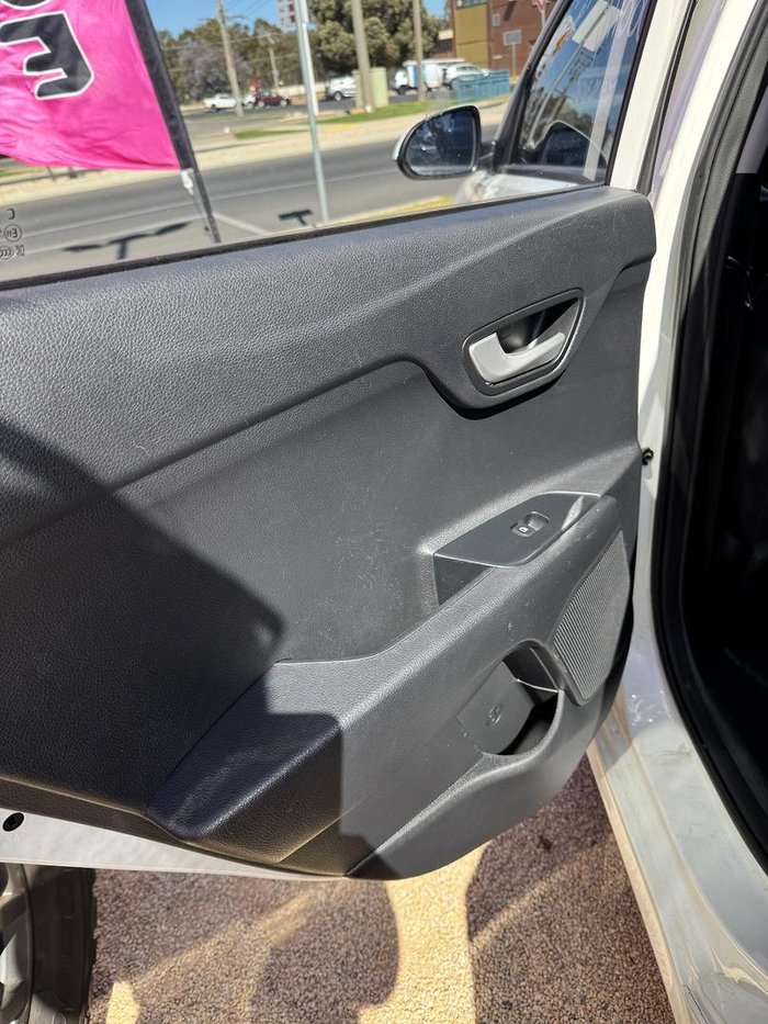 2018 Kia Rio S YB MY18 Clear White