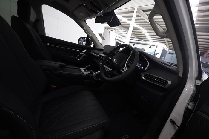 2025 LDV D90 Executive