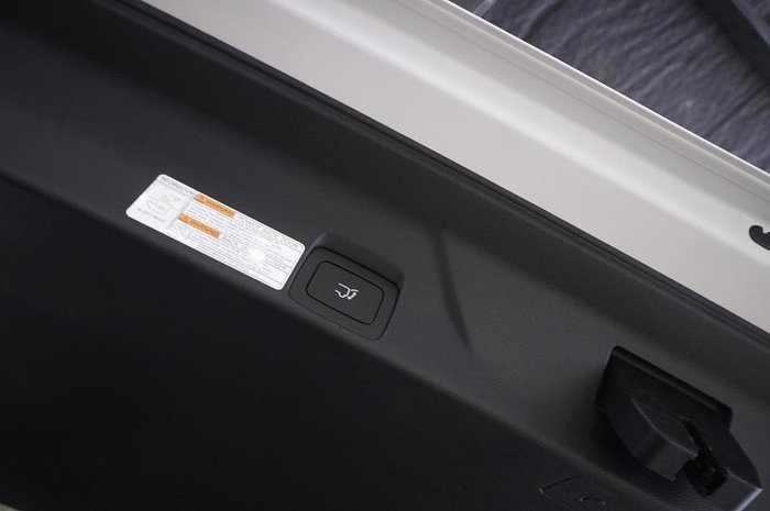 2025 LDV D90 Executive