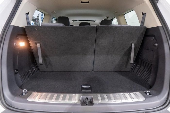 2025 LDV D90 Executive