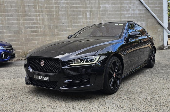 2016 Jaguar XE 25t R-Sport X760 MY17 Cosmic Black