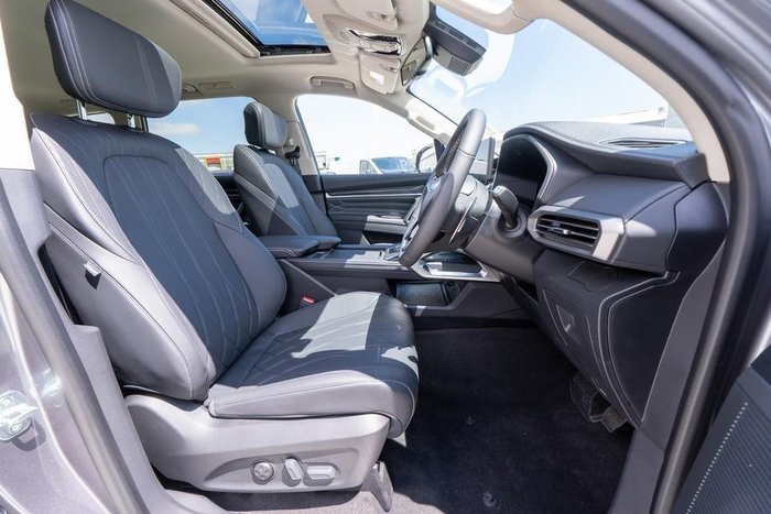 2025 LDV D90 Executive