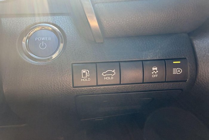 2022 Toyota Camry Ascent AXVH70R