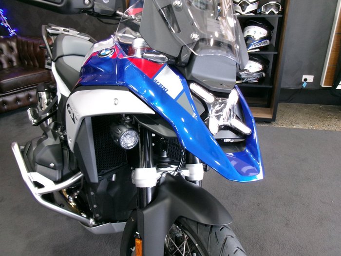 2025 BMW Motorrad 2025 Bmw 1300CC R 1300 GS Trophy RACINGBLUE METALLIC