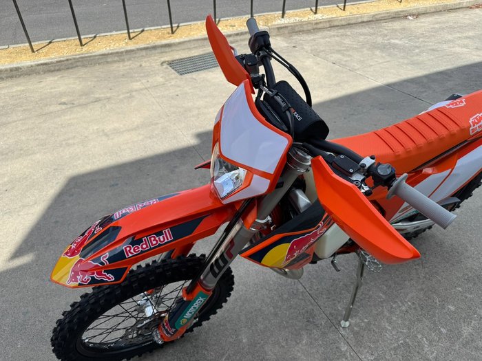 2025 Ktm 300 EXC CHAMPIONS EDITION ORANGE