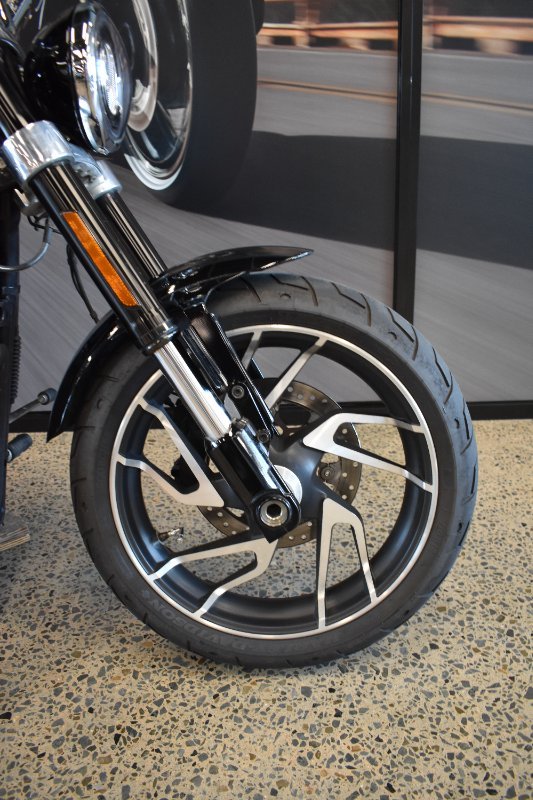 2023 Harley-davidson FLSB SPORT GLIDE (107) VIVID BLACK