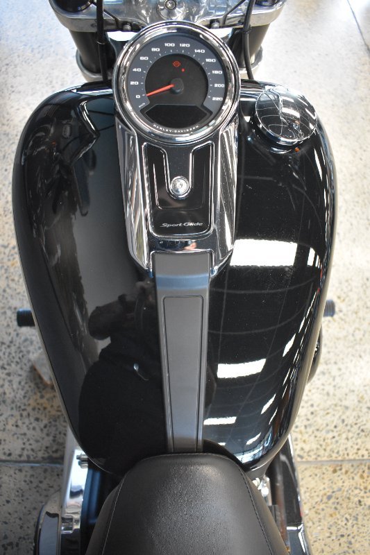2023 Harley-davidson FLSB SPORT GLIDE (107) VIVID BLACK