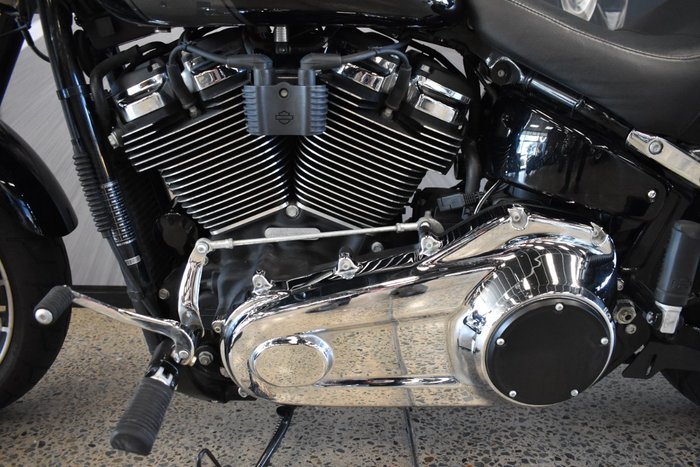 2023 Harley-davidson FLSB SPORT GLIDE (107) VIVID BLACK