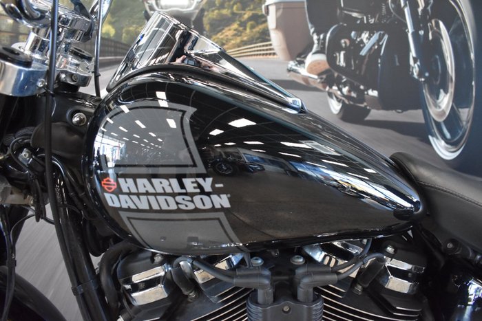 2023 Harley-davidson FLSB SPORT GLIDE (107) VIVID BLACK
