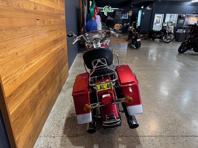 2004 Harley-davidson FLHR ROAD KING Red