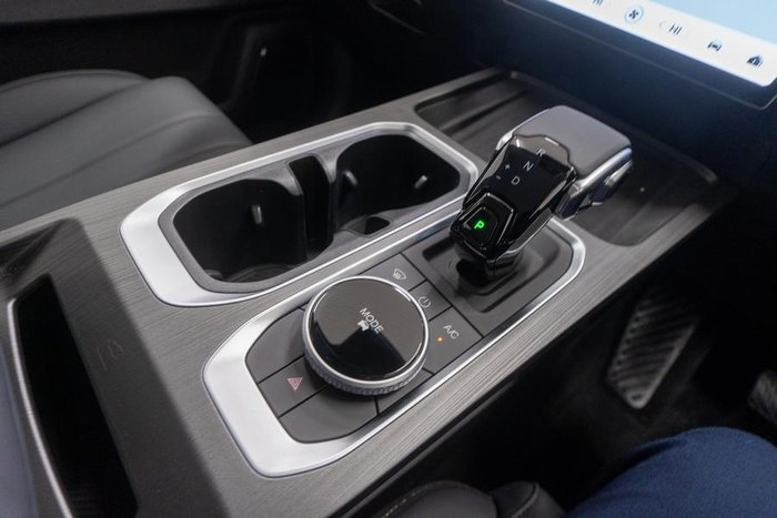 2025 Jaecoo J7 SHS Track