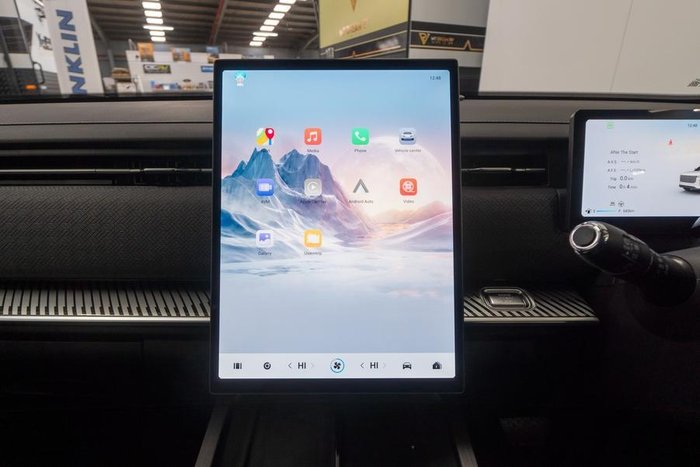 2025 Jaecoo J7 SHS Track