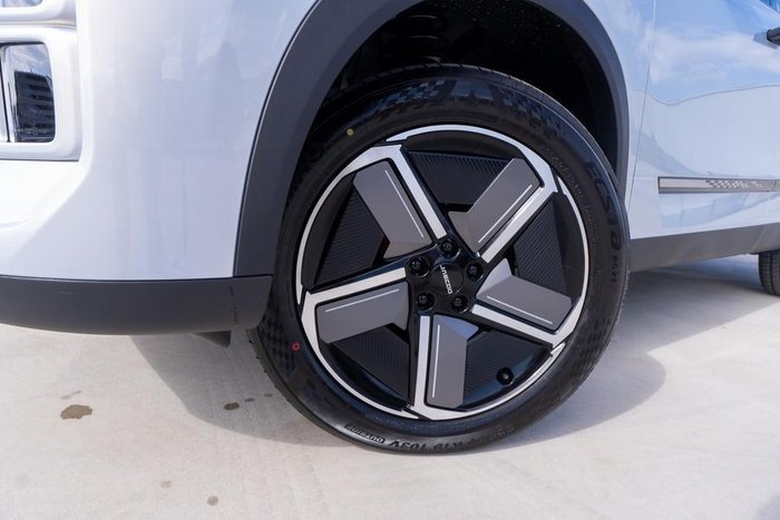 2025 Jaecoo J7 SHS Summit