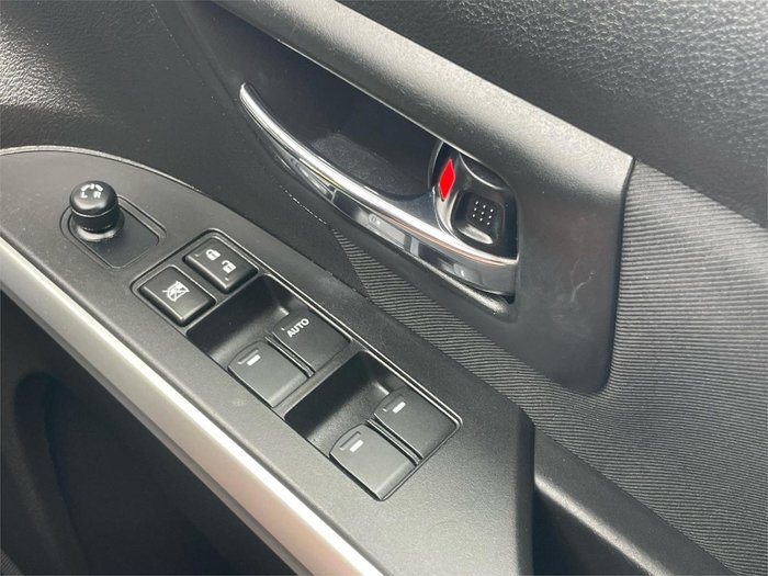 2015 Suzuki S-Cross GL JY Silky Silver