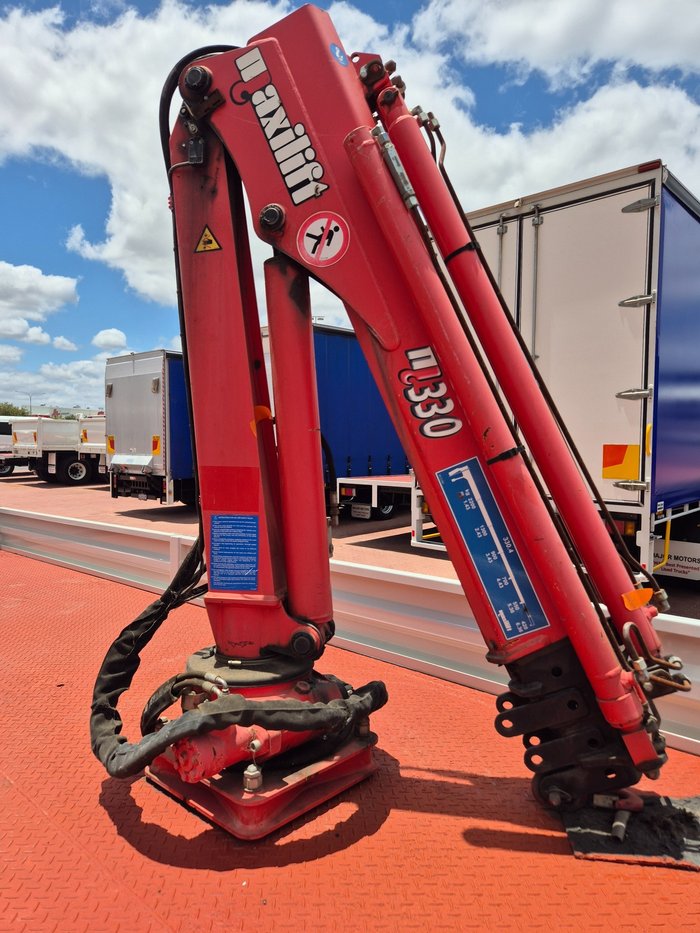 2017 UD MK250 Auto Tray amp Crane and Boxes