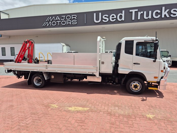 2017 UD MK250 Auto Tray amp Crane and Boxes