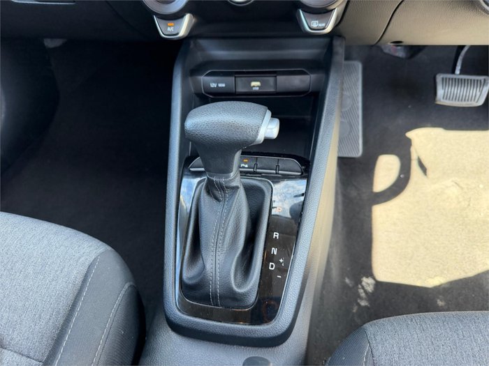 2024 KIA STONIC SPORT