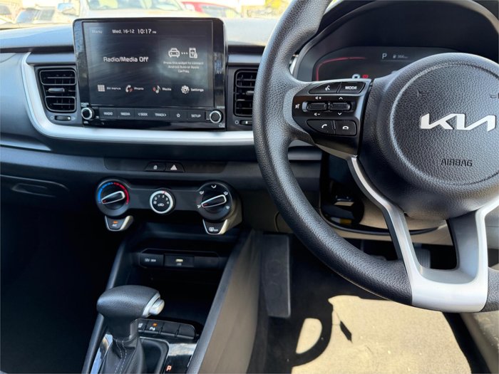 2024 KIA STONIC SPORT