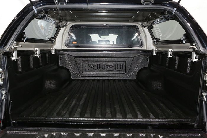 2024 Isuzu D-MAX LS-U