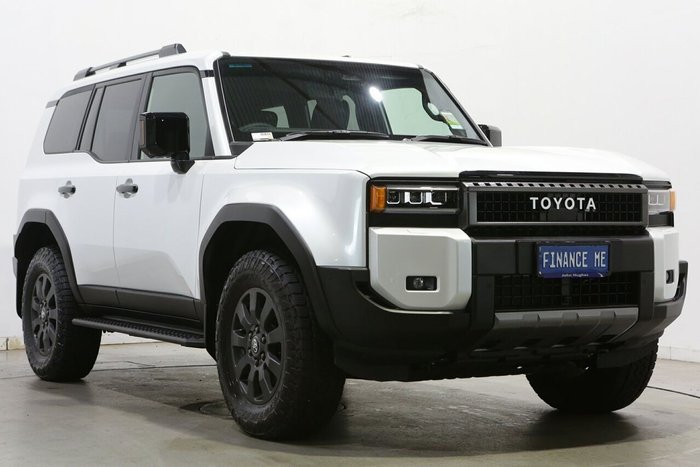 2025 Toyota Landcruiser Prado