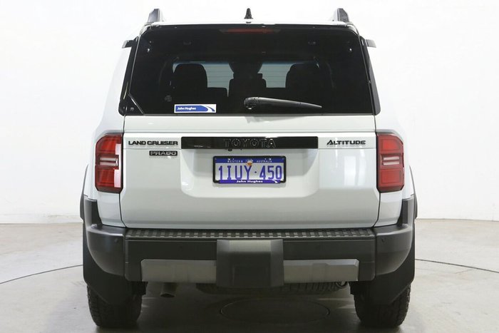 2025 Toyota Landcruiser Prado Altitude