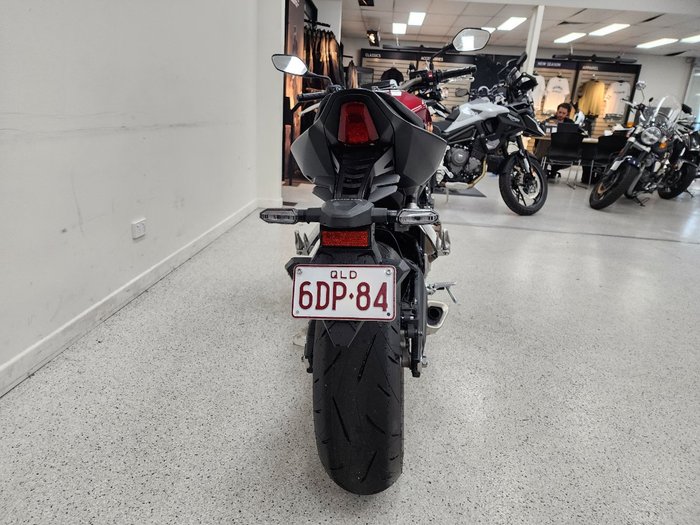 2024 Honda CB650R Red