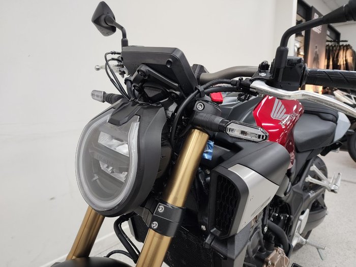 2024 Honda CB650R Red